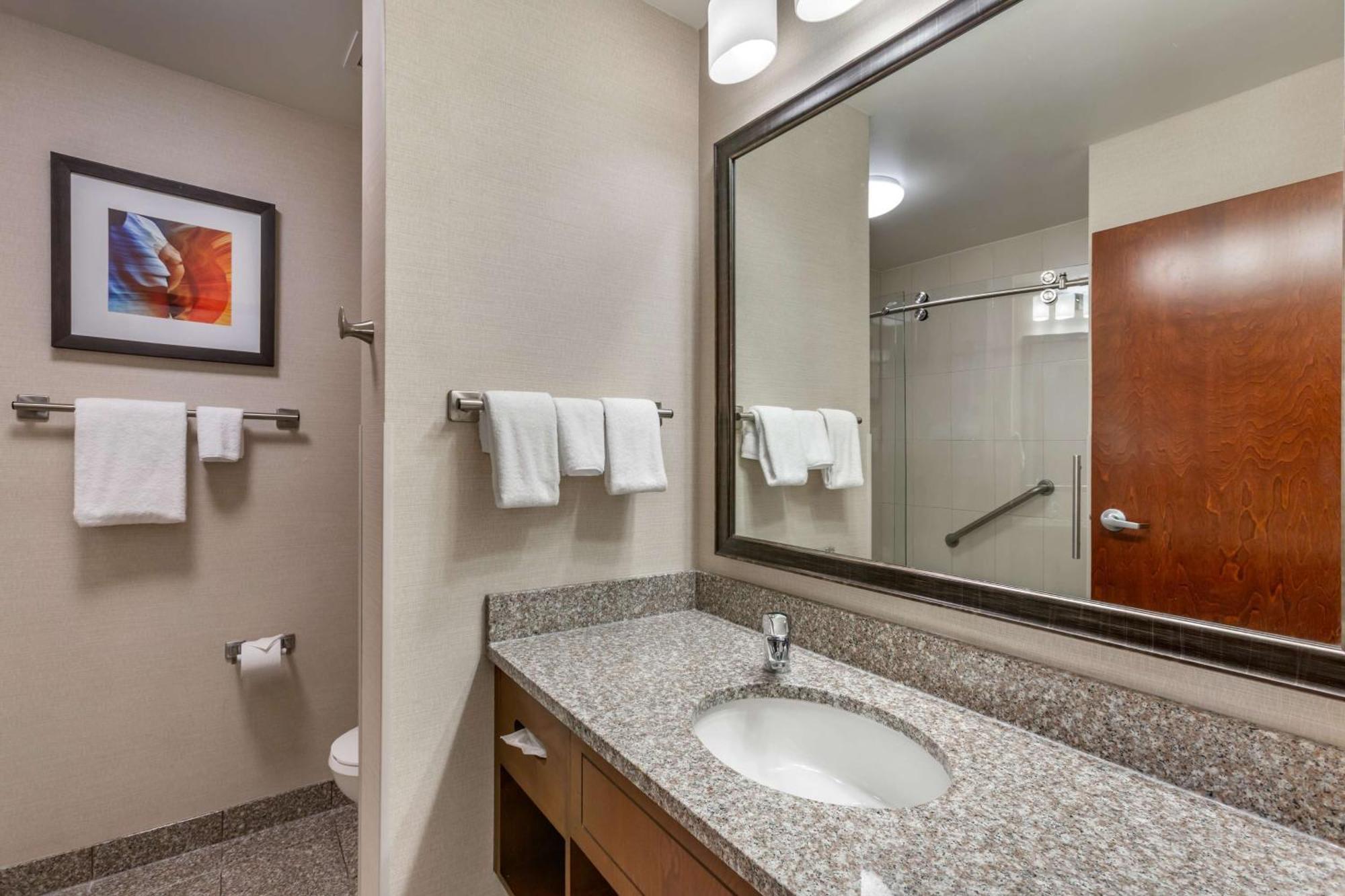 Drury Plaza Hotel Phoenix Темпе Экстерьер фото