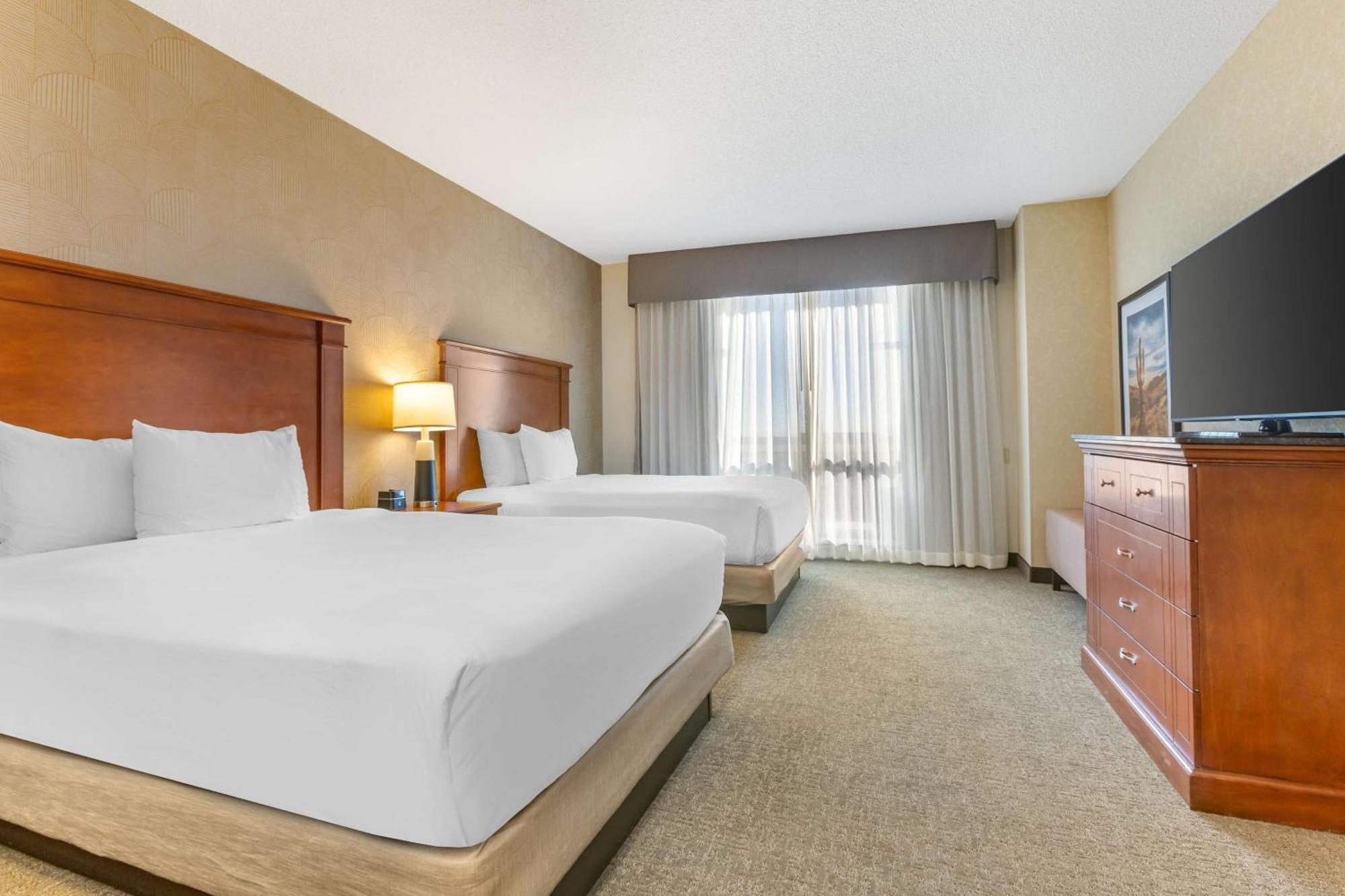 Drury Plaza Hotel Phoenix Темпе Экстерьер фото