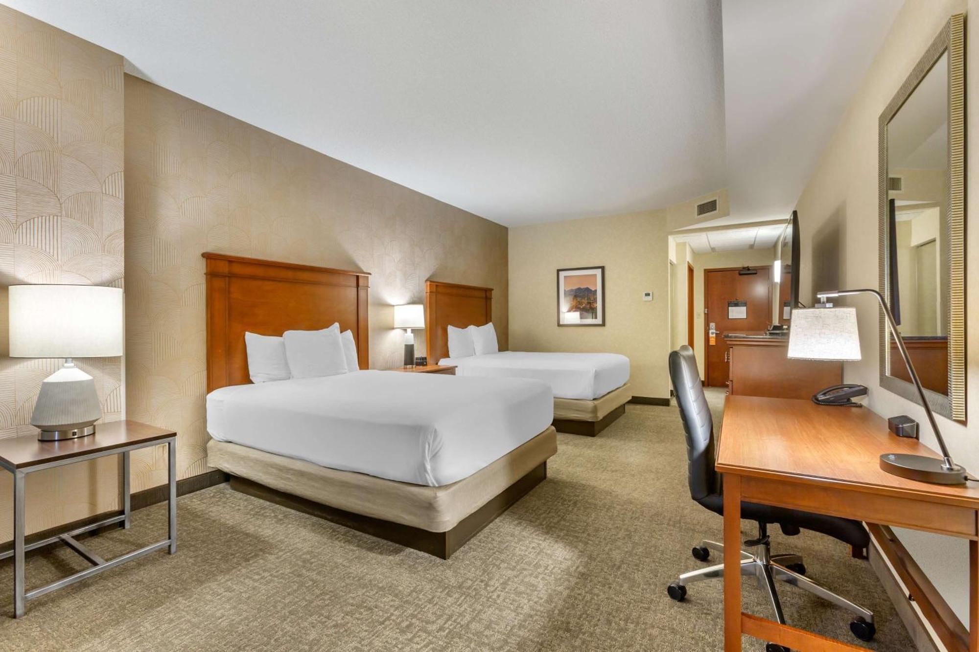 Drury Plaza Hotel Phoenix Темпе Экстерьер фото