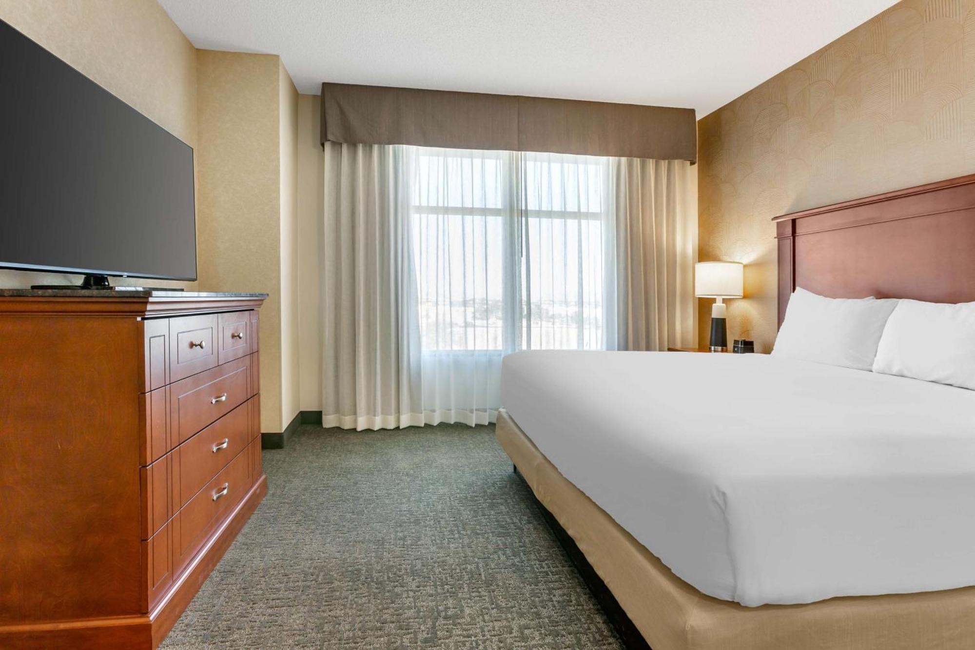 Drury Plaza Hotel Phoenix Темпе Экстерьер фото